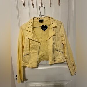 Snooki Shop- Yellow jean jacket